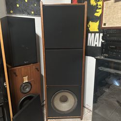 Subwoofer Cabinet Heathkit as-1320 w/ Klipsch K33 Subwoofer great condition