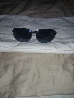 MAUI JIMS BREAKWALL SUNGLASSES/ IM REDUCING THE PRICE !!!