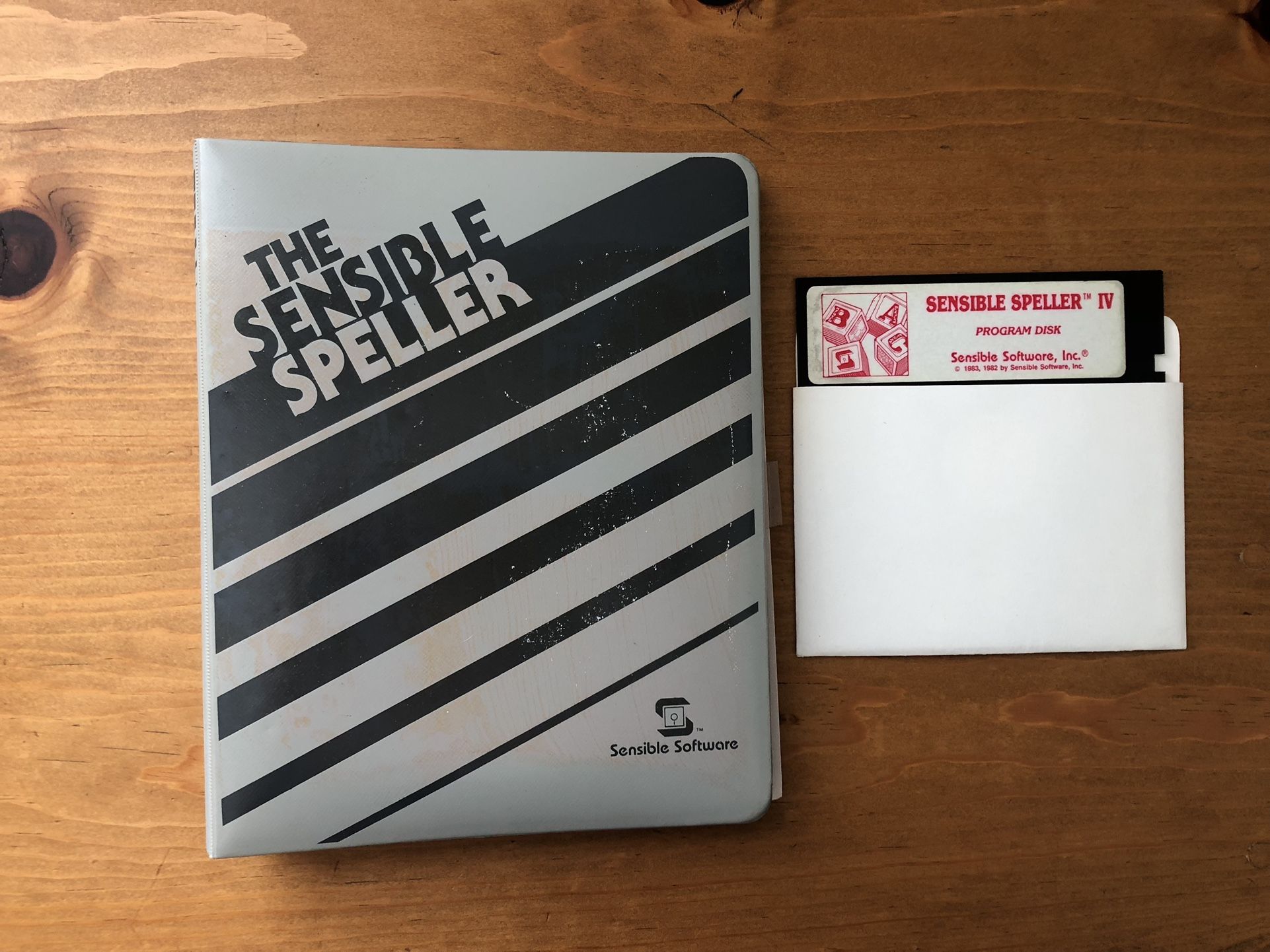 Vintage ‘THE SENSIBLE SPELLER’ manual plus disk for Apple II (1983)