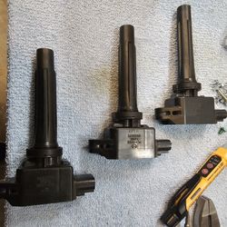 Mazda Ignition Coils PE0118100 Mint Working