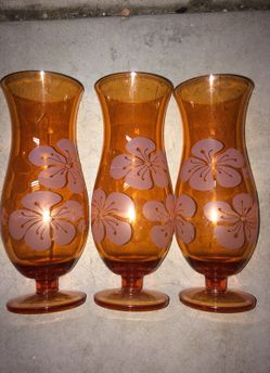 3 cocktail cups