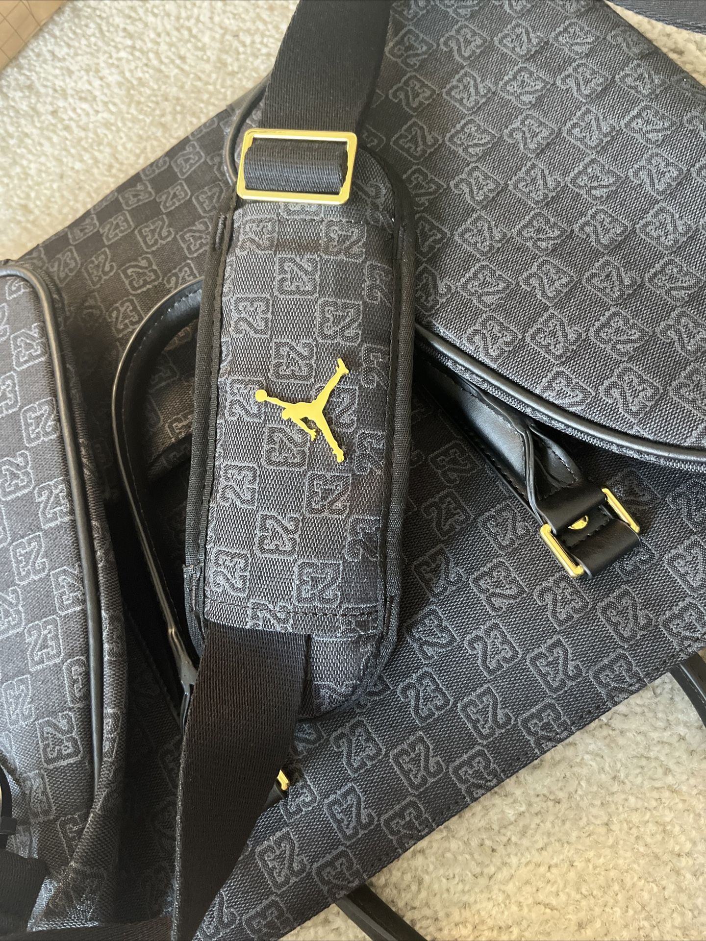 Jordan Monogram Duffle Bag – DTLR