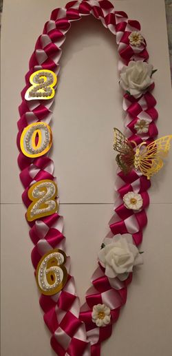 Graduation leis
