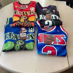 Men’s Jerseys 