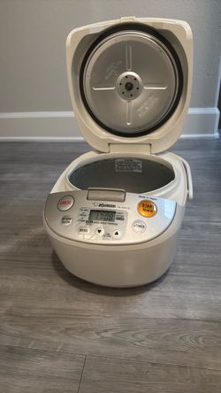 Zojirushi NL-AAC18 Rice Cooker