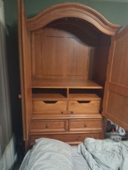 Huge head board