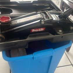 Pro-Lift Floor Jack