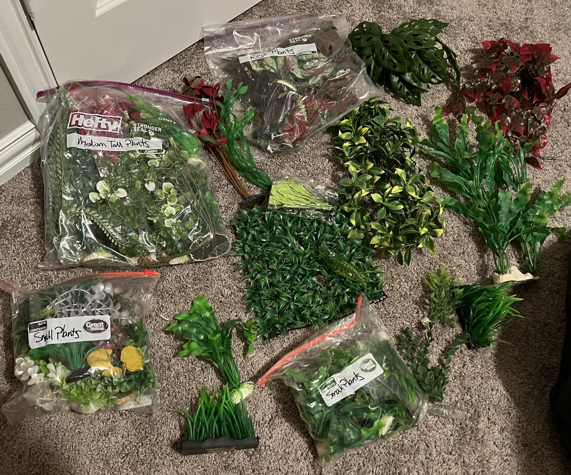 Aquarium Plastic Plant Collection