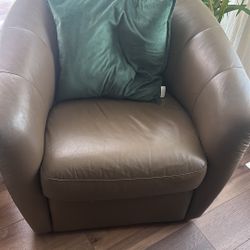 GIADA LEATHER SWIVEL BARREL CHAIR GREY GIADA LEATHER SWIVEL BARREL CHAIR GREY