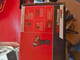 Milwaukee M12 Hex Impact Driver Kit