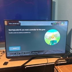 32 inch Samsung Odyssey monitor 1 Ms Delay 144 Hz 