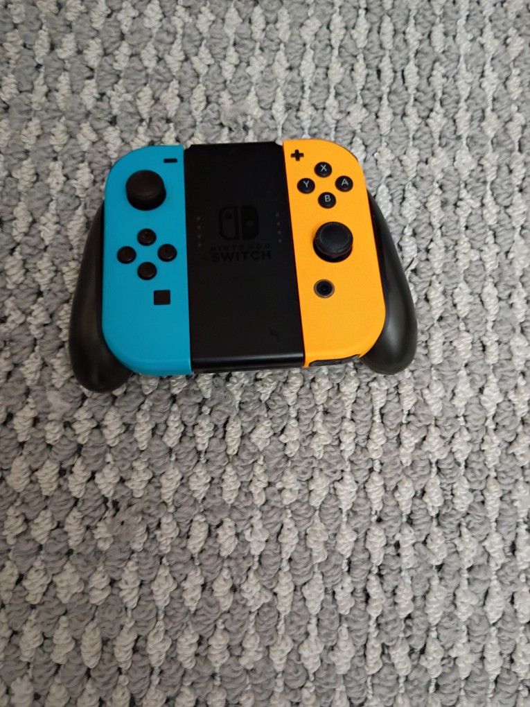 Nintendo Switch Joy Con Controllers 