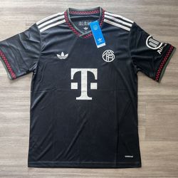 Bayern Munich Away Jersey Size L 2026 