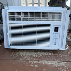 GE 6,000 BTU ELECTRONIC WINDOW AIR CONDITIONER 