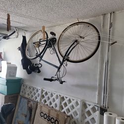 Schwinn Searcher 10 Speed Bycycle 