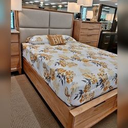 5 Pieces Brown Color King and Queen Bed Set