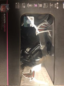 NFL BLUETOOTH WIRELESS SPEAKER HELMET speaker and smart phone technology