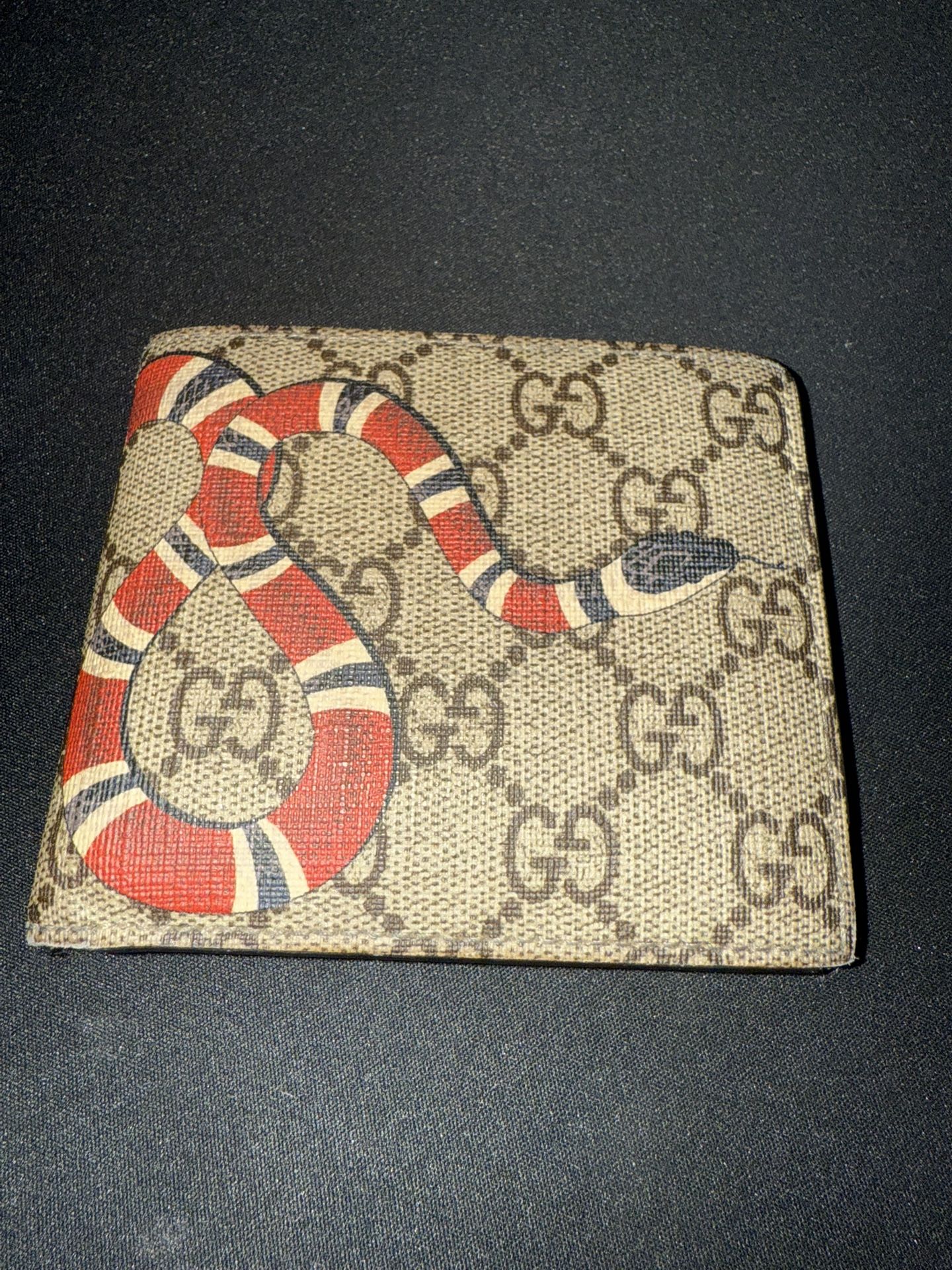 Gucci Supreme Wallet