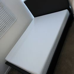Full Size Bed With Frame And Drawer