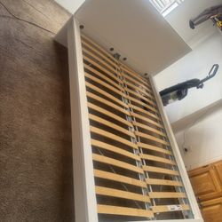IKEA MALM BED