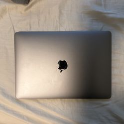 Apple M1 MacBook Air 13” 
