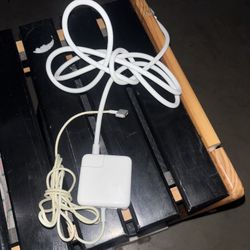 Apple Mag Safe 2 Power Adapter