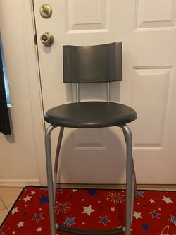 Black Bar Stool with Back Rest