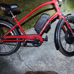 Electra Townie Qi3 e-bike 
