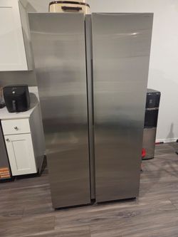 Samsung Stainless Steel Side-by-Side Refrigerator