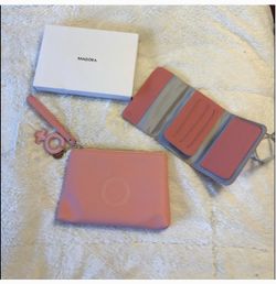 Millie Bobby Brown Pandora bag/pouch