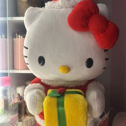 Santa Hello Kitty Greeter