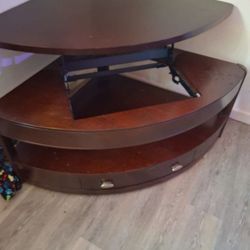 **REALLY NICE!!**Corner Table With Adjustable Top