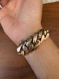 14k Yellow Gold Cuban Link Bracelet