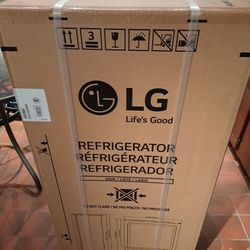 LG Top-Freezer Refrigerator 5.79 Cu.Ft.
