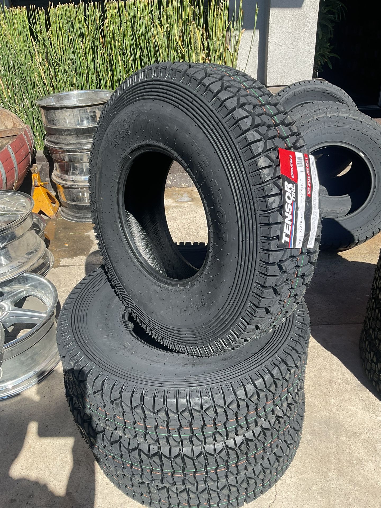 33/10/15 TENSOR REGULATOR 2    Brand New Tires