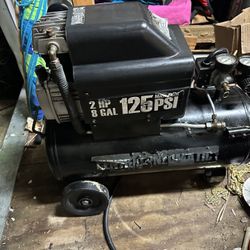 Air Compressor 8 Gal Tank Aire