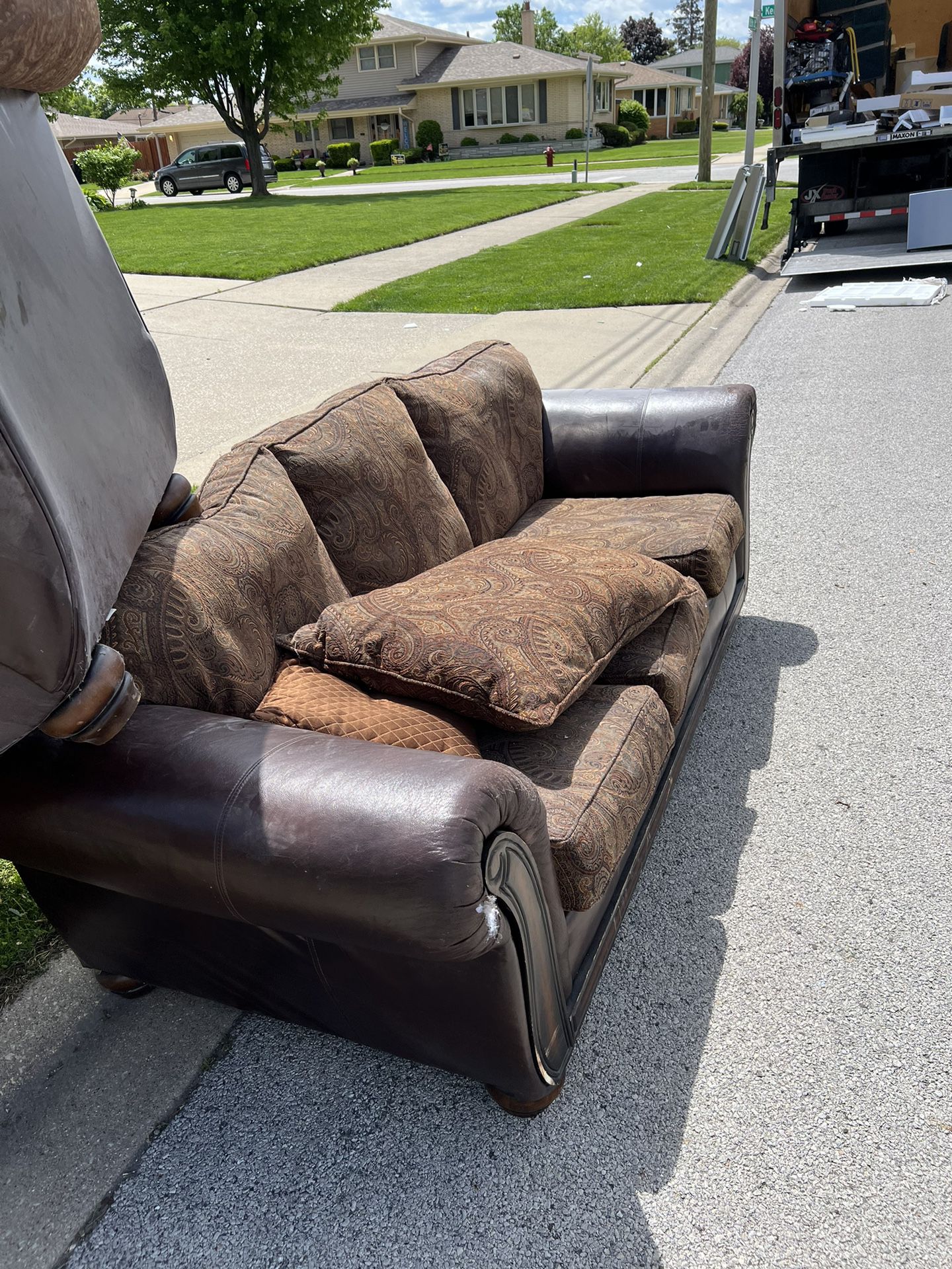 Free Couches in good condition. 