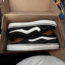 Size 9 Caldrone Vans Black And White 