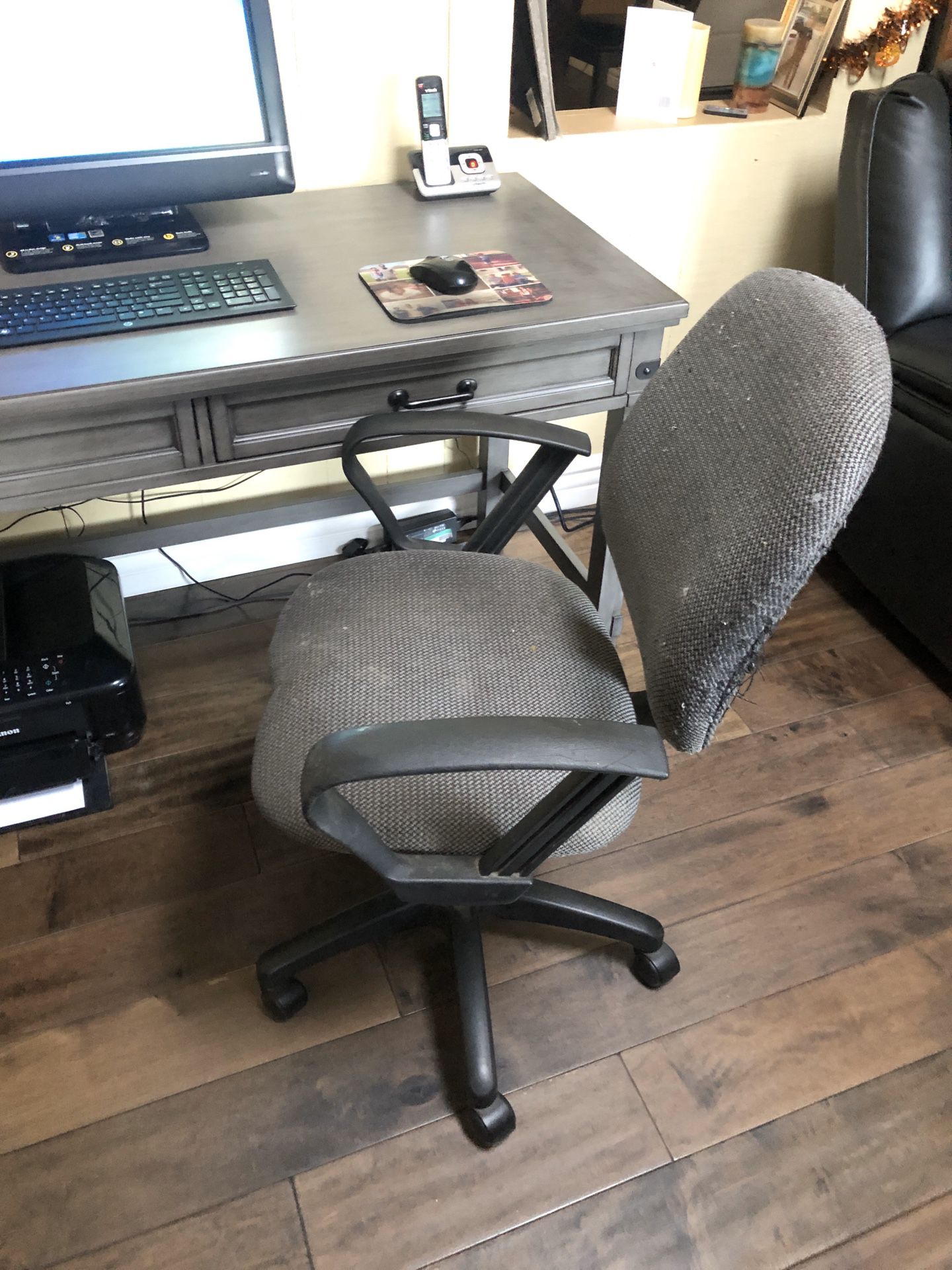 Free desk chair