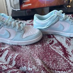 Nike Dunk Low Retros