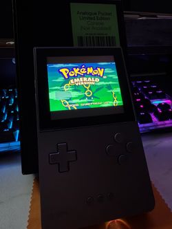 Analogue Pocket Aluminum Noir – Limited Edition – Mint Condition