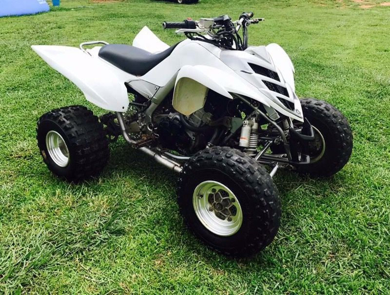 Yamaha Raptor 700 frame with a Gsxr 1000 engine!!!