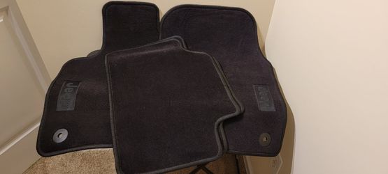 Jeep Grand Cherokee Carpet Mats