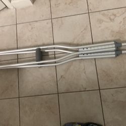 Crutches 