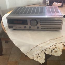 Home Stereo / Stereo De Casa/