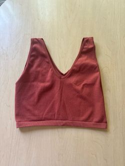 Maroon tank top Stradivarius