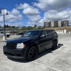 Black SRT8 Jeep 