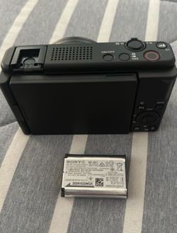 Sony ZV-1 F