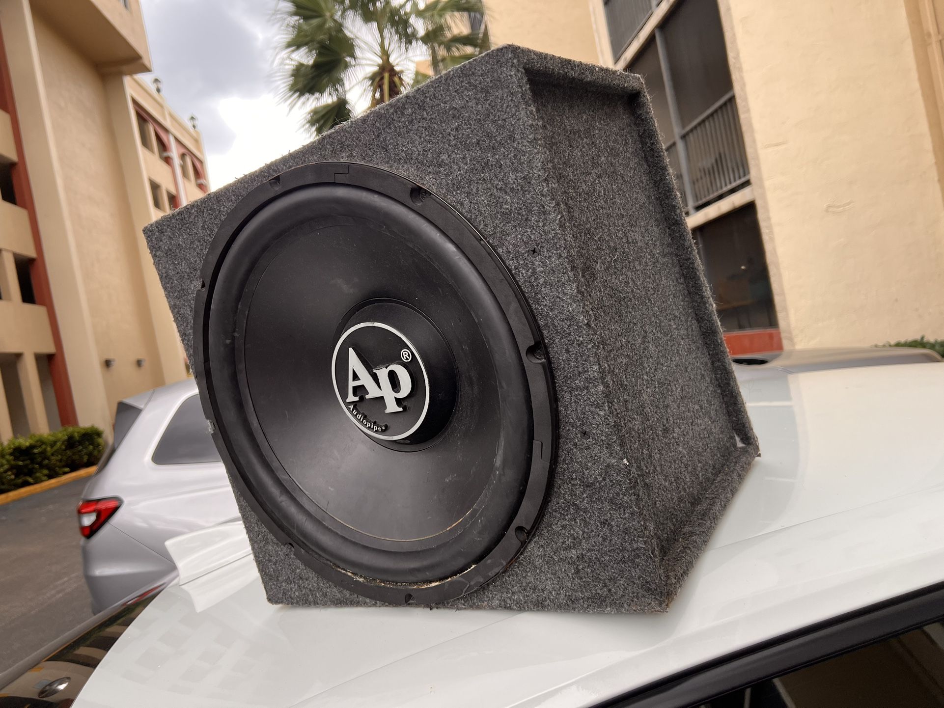 Subwoofer And amplifier