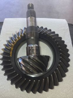 Chevy 4.10 ring and pinion Gears